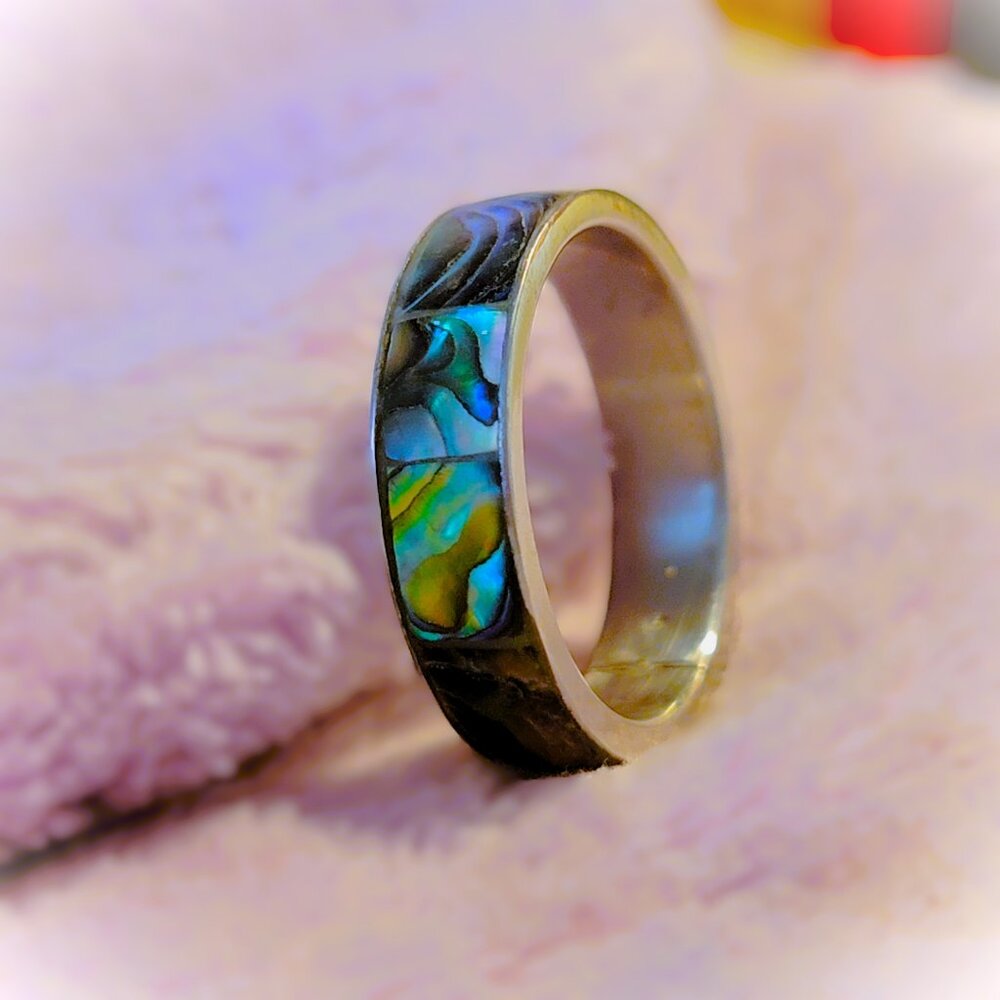 Natural Abalone / Mother of Pearl Inlaid Band Ring HAWAII WEDDING Size 8.75